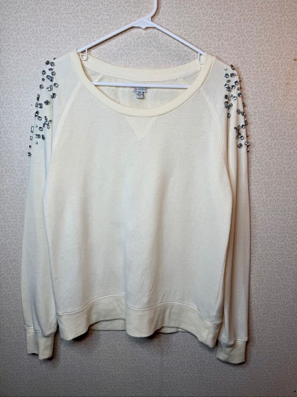 Guess knit top